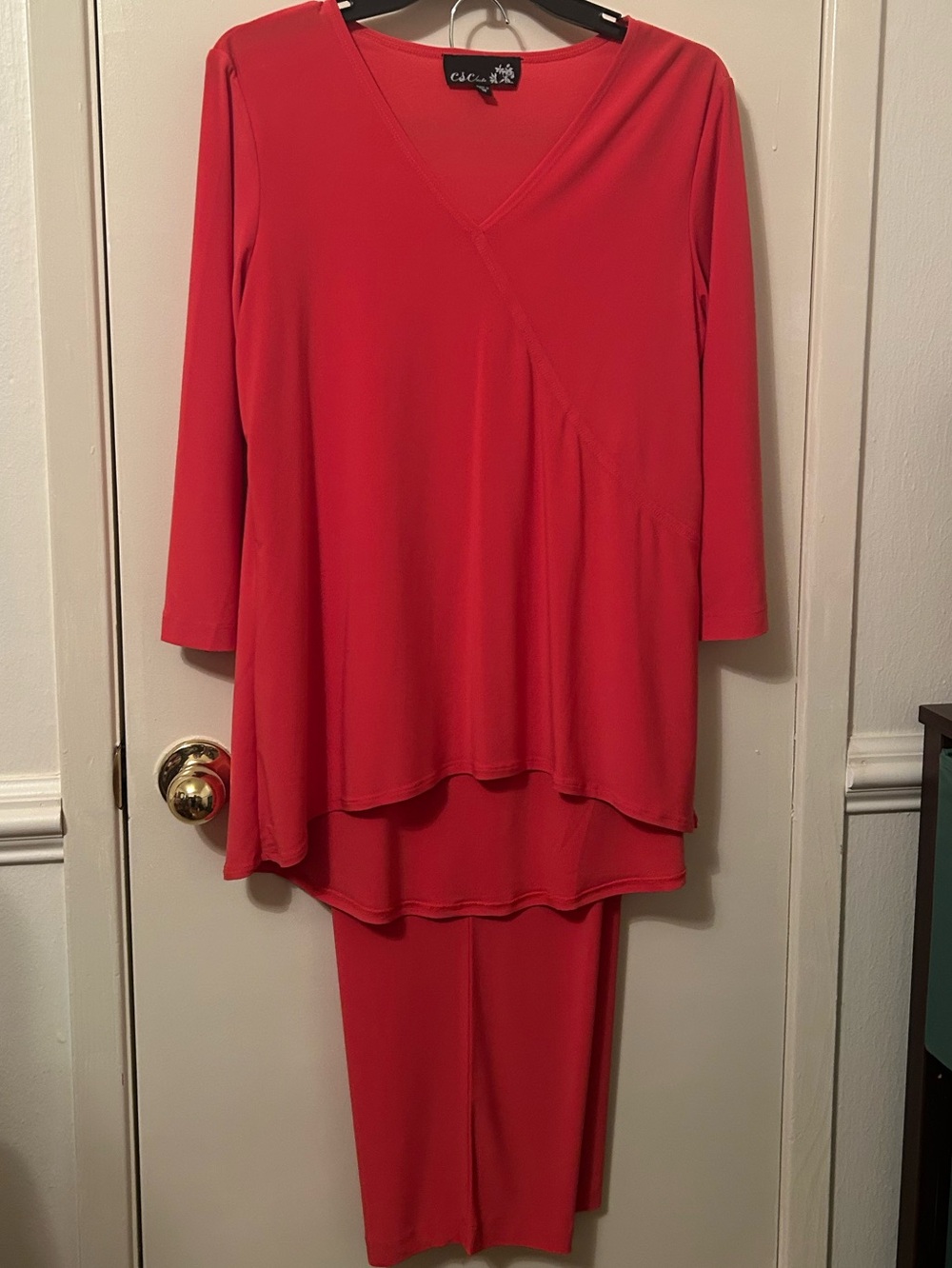 CSC Studio Women's Short Sleeve 2 Piece Set in Vibrant Tangerine Sz Medium